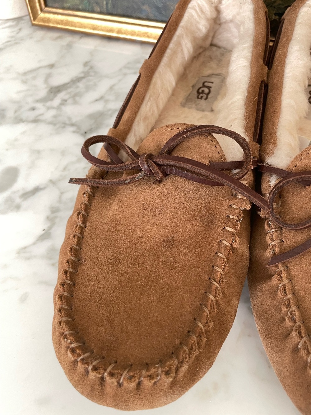 UGG Dakota Chestnut Suede Slippers Moccasins 5612 Shoes Size 8 Womens - Picture 11 of 11